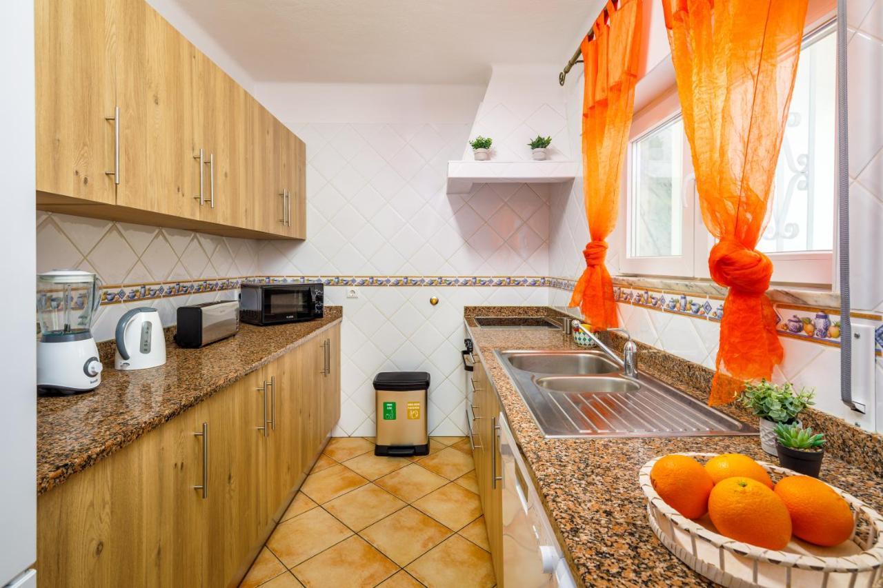 Villa Nobre By The Portuguese Butler Albufeira Exterior photo